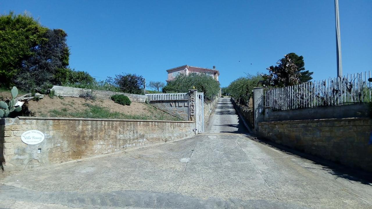 Casa Vacanze Francy Apartment *
